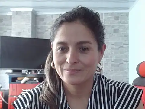 linda-mature43 webcam