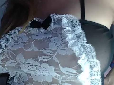 hotasianpinky webcam