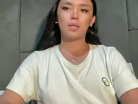 Claudia_Johnson webcam