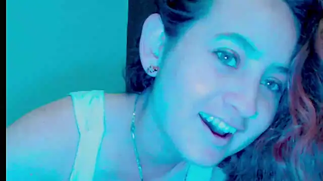 zoe_jones3 webcam