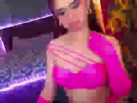 BigCockMaxineTS webcam