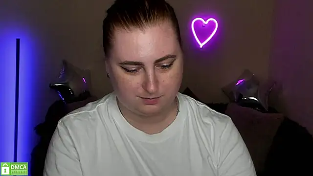 Alicia_love00 webcam