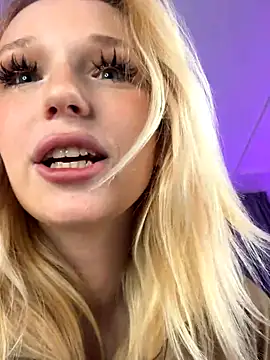 hidden web cam Eva Millss