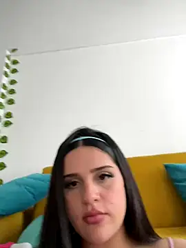 violet-333 webcam