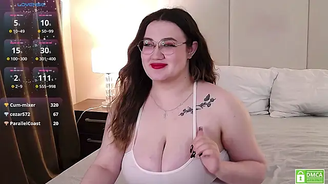 Nancy_Mooree webcam