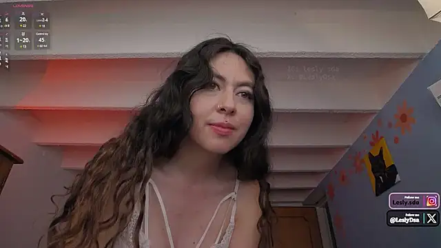 leslyyu webcam