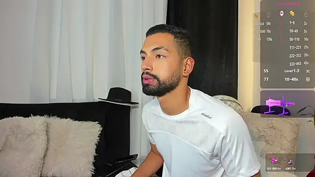 Andrew_x777 webcam