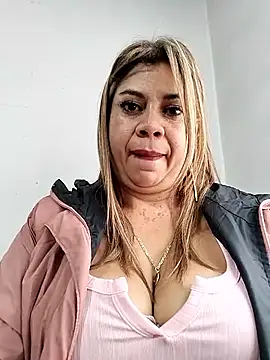 Laura-Hernandez