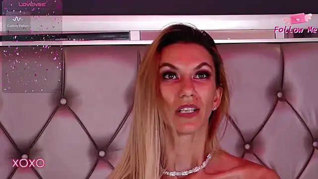 MayaHale webcam