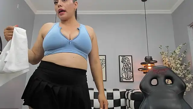 Nicolle_Bigboobs webcam