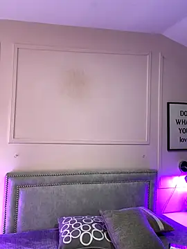 Caroline-Joyce webcam