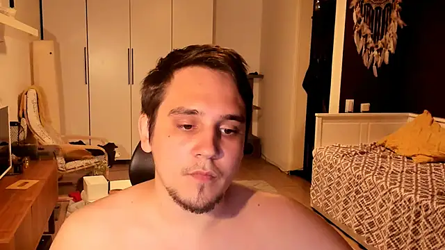 Bear_Beer130 webcam