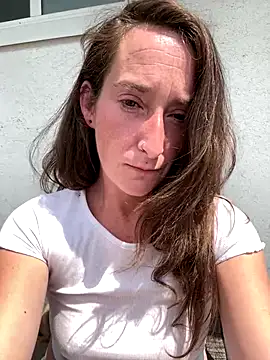 mini_and_the_bear - Mini_And_The_Bear's free webcam - UK Sex Cams