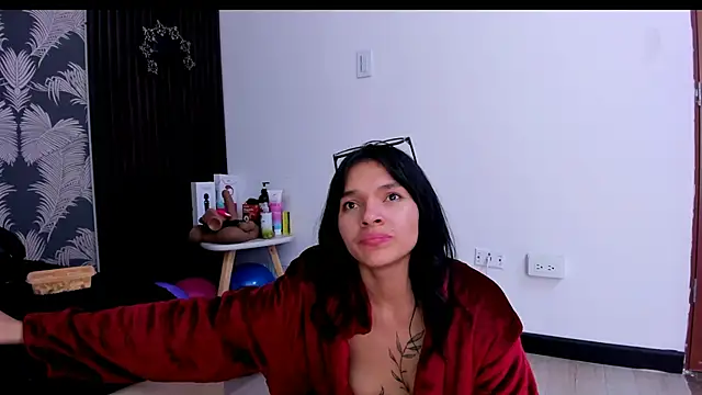dirty chat room  Shantal Smith