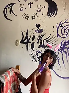 Naicollsxxx webcam