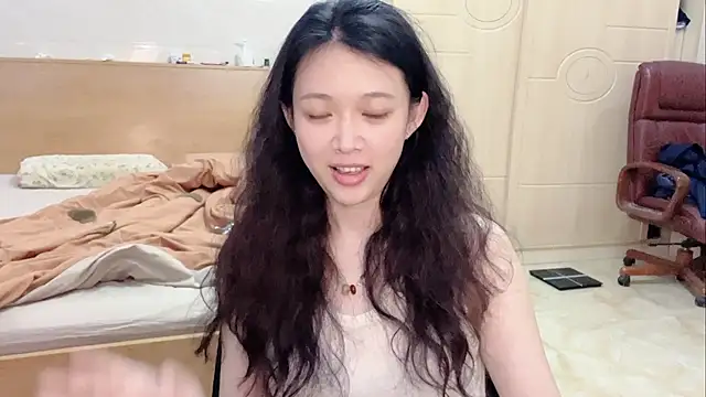 NiNi-baby520 webcam