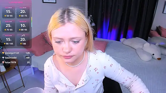 Millie_Vanillie webcam