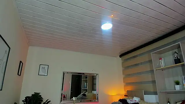 little_antonela webcam