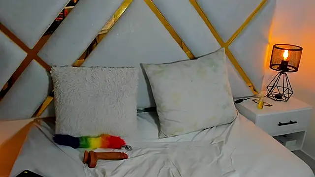 Alison_Martinez webcam