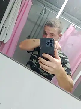 Ivanovfanel123 webcam
