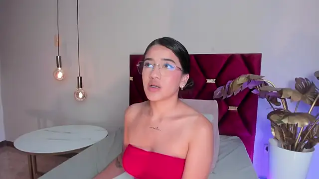 LeaahCarter webcam