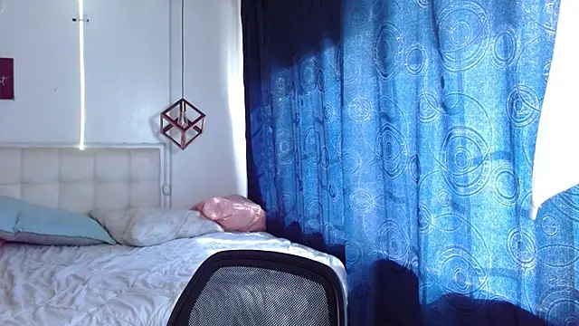 goth_minerva webcam