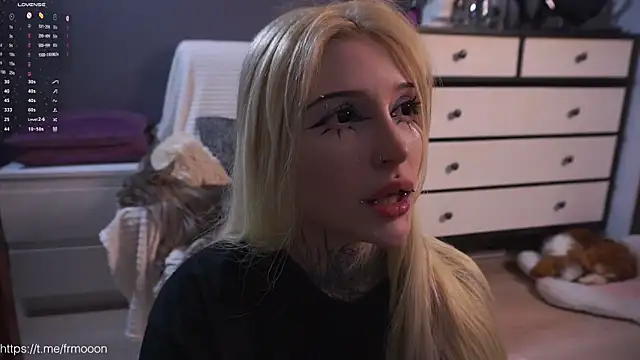 Elliss_moon webcam
