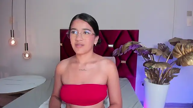 LeaahCarter webcam
