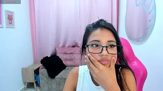 SeraphineCute webcam