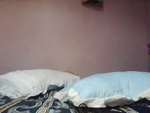 hungryslit - Hungryslit's free webcam