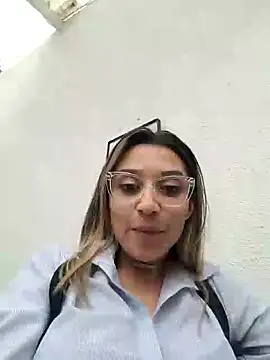 online chat free video Isabella Varella