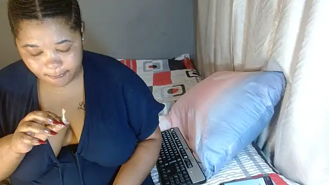 Sexybella-97 webcam