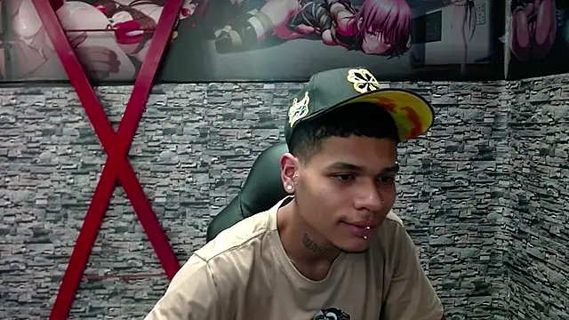 Alan_Boyy webcam