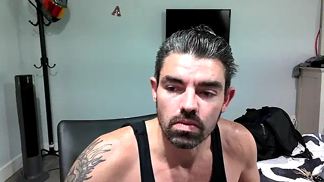 JustinCase420710 webcam