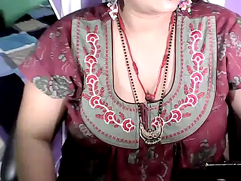 NISHA_JAAN01 webcam