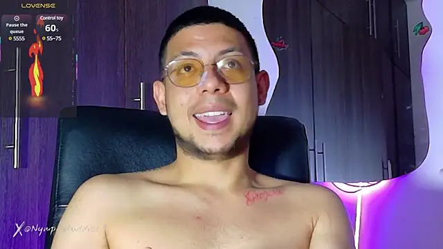 Nymphobuddies webcam