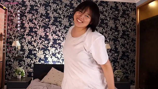 GillianGabriel webcam
