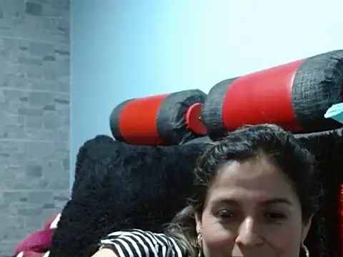linda-mature43 webcam