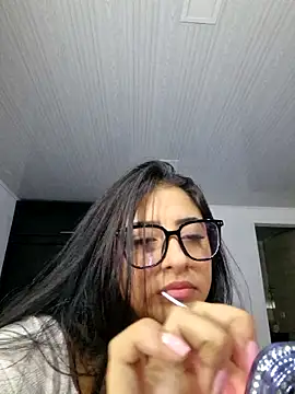 Izza_Sweet webcam
