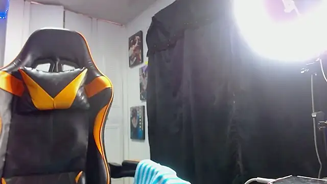 Abbiprada webcam
