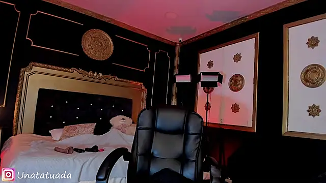 FranchescaRouse webcam