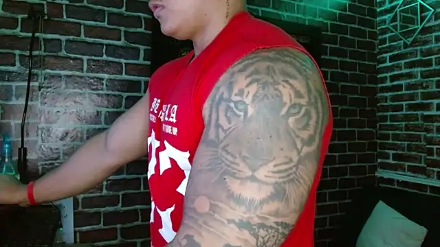 jordan_black_bicock_ webcam