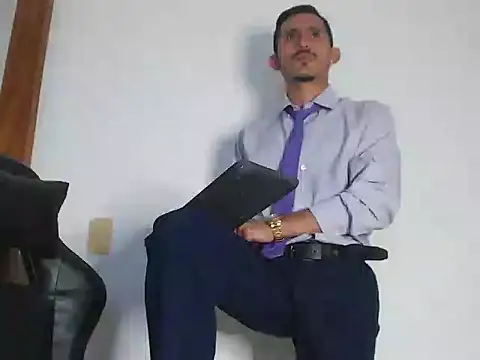 HomeAloneK webcam