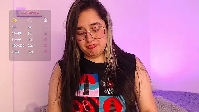 Megan_FE webcam