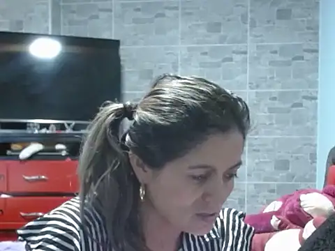 linda-mature43 webcam