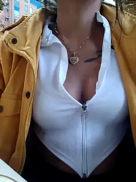 LunaHot_777 webcam