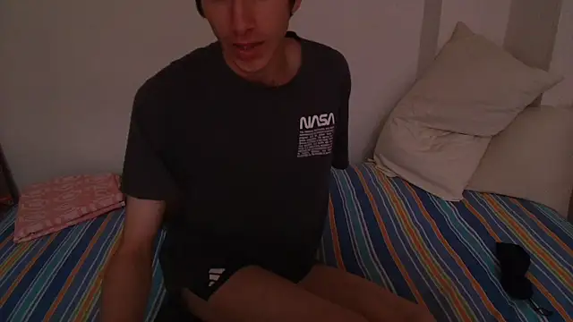 Nude_Boy18 webcam