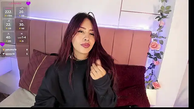 Miss_Charlottet webcam