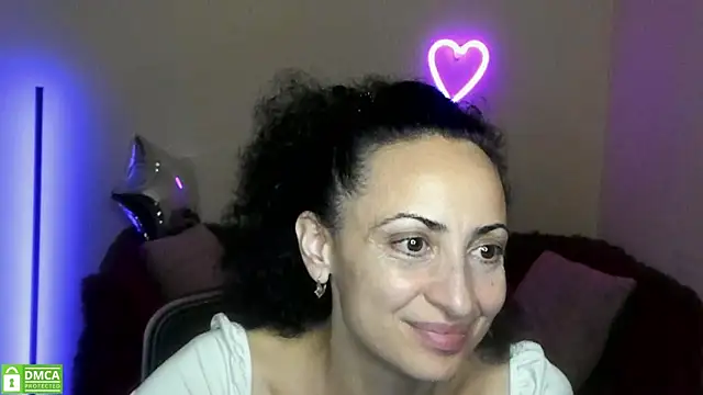 Arianasweety23 webcam