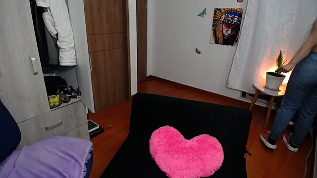 sexylatina001 webcam